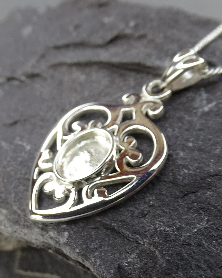 Silver 925 Heart Pendant Mount – Resin & Ashes Inclusion