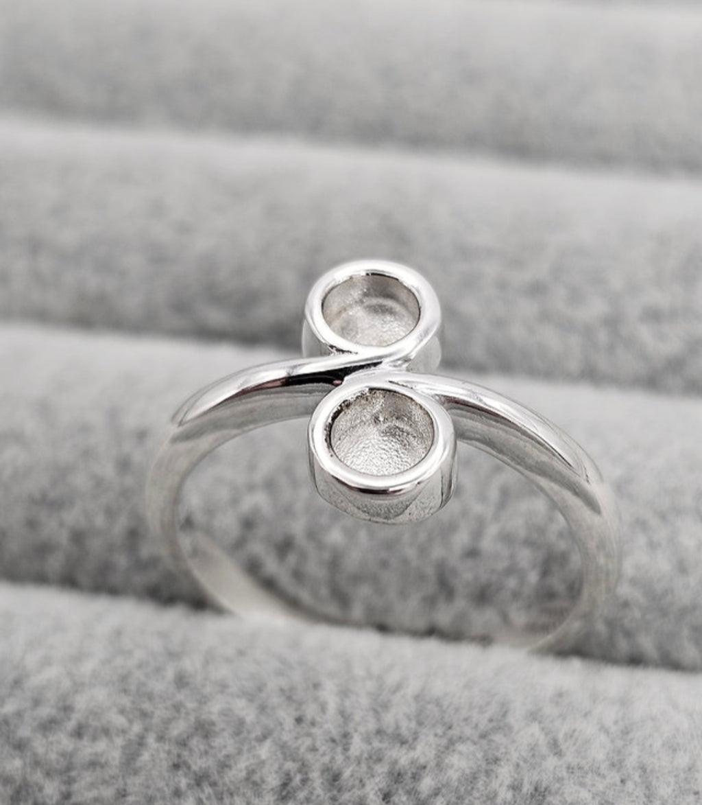 925 Silver Remembrance Ring – Contemporary Tribute Design