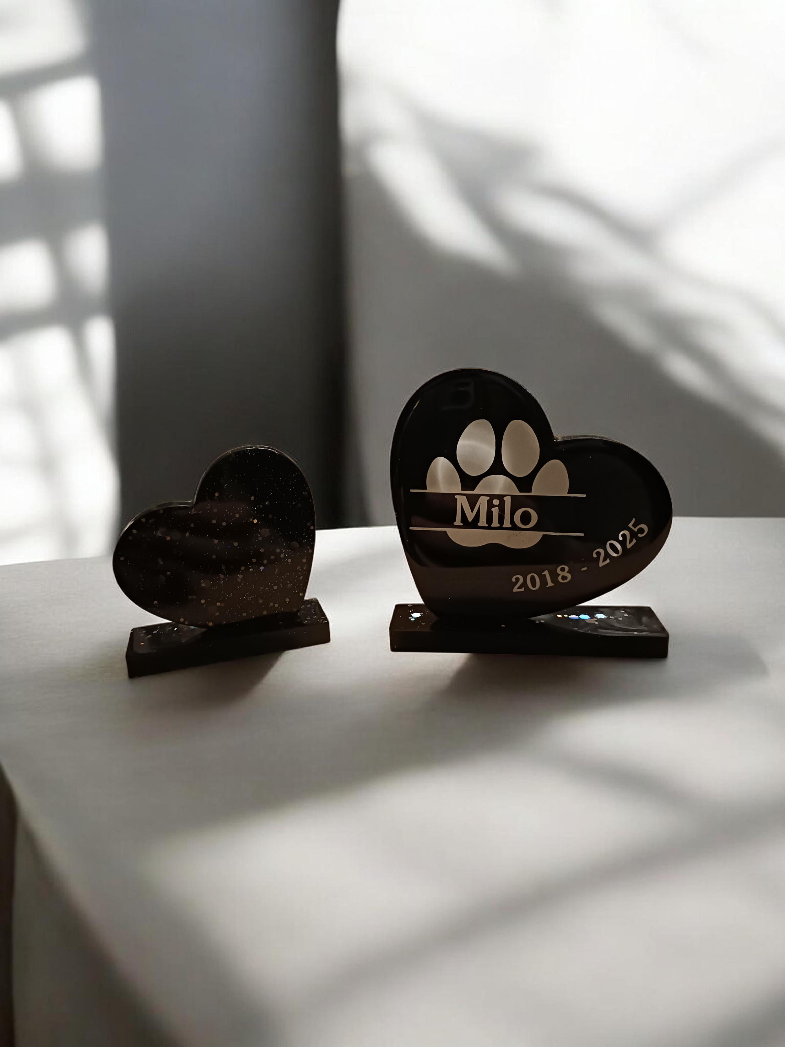 ❤️ Heart Memorial Plaque – Personalised Pet Tribute with Optional Ashes Inclusion