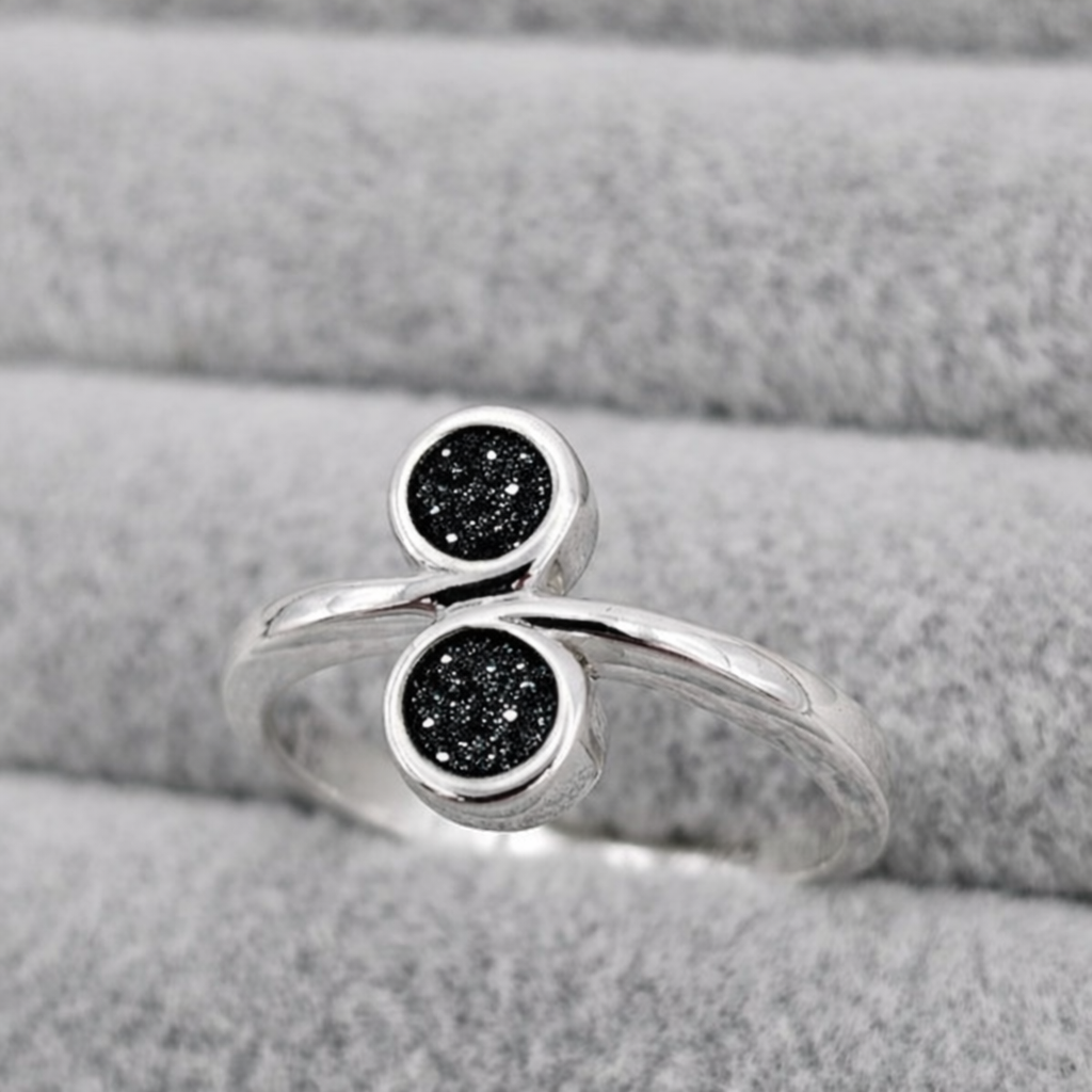 925 Silver Remembrance Ring – Contemporary Tribute Design
